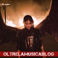 Billie Eilish è Lucifero nel nuovo video "All The Good Girls Go To Hell"